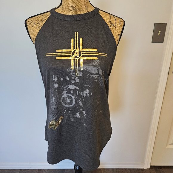 Universal Studios Avengers Womens Tank Top Excellent Condition Size Medium - Picture 1 of 6